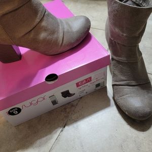Sugar booties